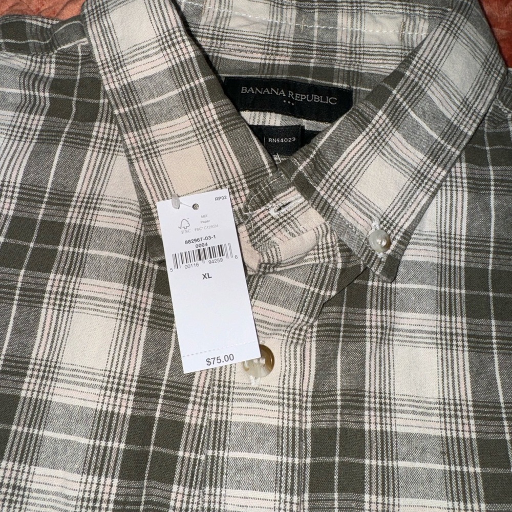 Men’s XL long sleeve button up. New with tags.